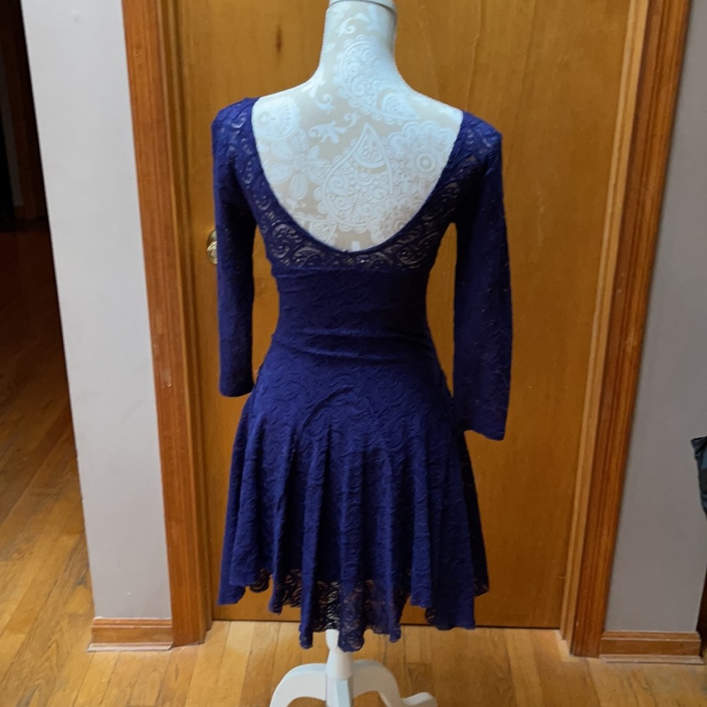 Free People long sleeve stretch lace cocktail dress. Size xs - Picture 4 of 4